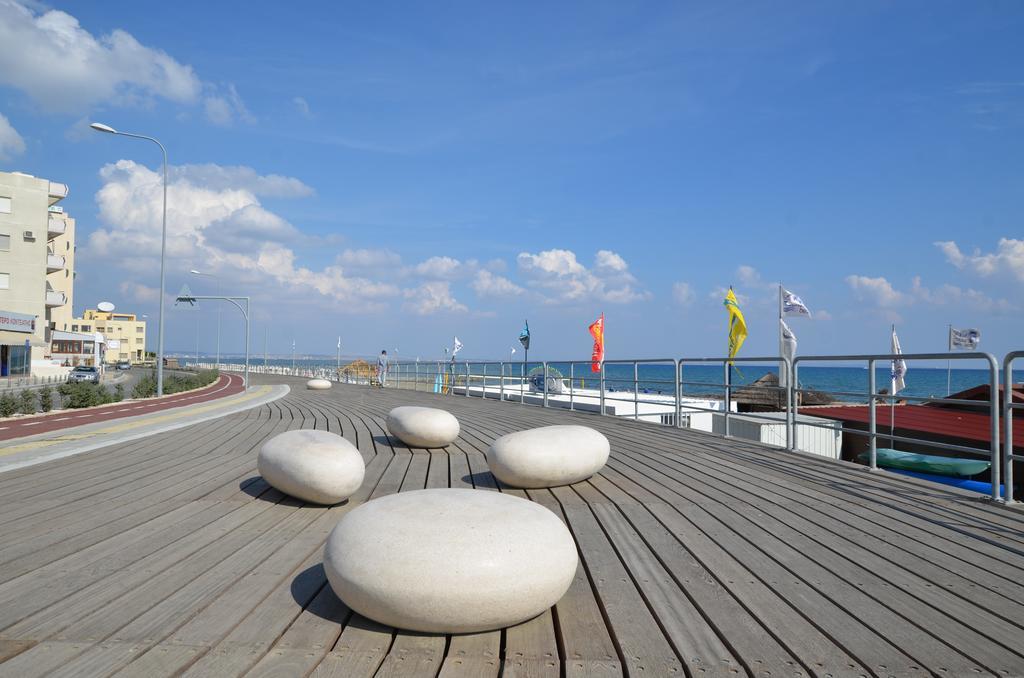 Mackenzie Blu Beach Studio لارنكا المظهر الخارجي الصورة